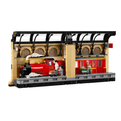 Đồ Chơi Lắp Ráp Trang Trí Kệ Sách: Tàu Tốc Hành Hogwarts LEGO HARRY POTTER 76450 (832 chi tiết)