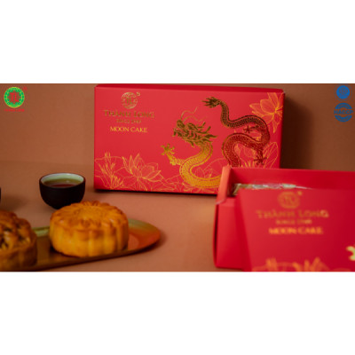 Hộp Bánh Trung Thu 2 bánh 1 trứng 150g - COMBO SUPER A6 - Thành Long (300g) - VIỆT NAM