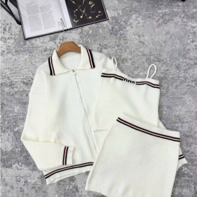 Set Len 3 Món Áo Khoác Cardigan Khóa Kèm Áo 2 Dây Crotop Mix Chân Váy Ôm