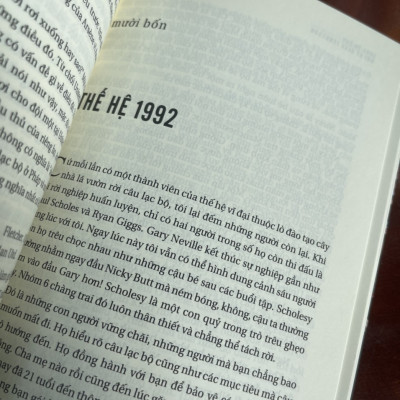 HỒI KÝ ALEX FERGUSON – Sir Alex Ferguson - Nguyễn Dương Hiếu, Nguyễn Nhất Duy, Đặng Nguyễn Hiếu Trung dịch - NXB Trẻ (bìa mềm)