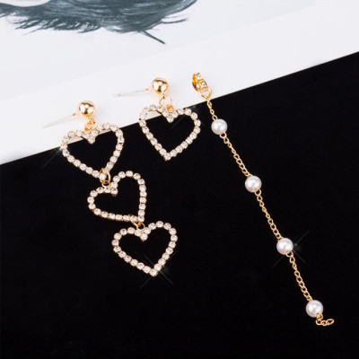 Bông tai trái tim rỗng đính đá thả hạt ngọc trai bất đối xứng