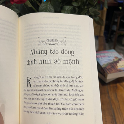 NICOLA TESLA TỰ TRUYỆN – Nikola Tesla – Nguyễn Quang Huy - Vi Khánh Linh dịch - Con Sóc - NXB Văn Học - bìa mềm