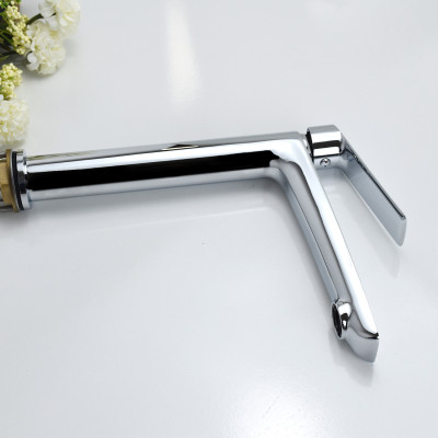 Vòi lavabo rửa mặt nóng lạnh thân cao bằng đồng mạ crom mặt gương Hiwin KF-765