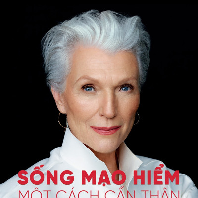 Combo Sao chúng ta lại ngủ + Sống mạo hiểm một cách cẩn thận (Tặng kèm sổ tay xương rồng)