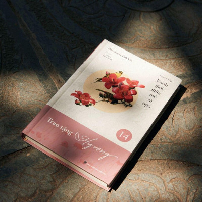 Sách - Trao Tặng Hy Vọng - Tập 14 - Tuyển Tập Ranh Giới Giữa Mê Và Ngộ - Vĩnh Nghiêm Book