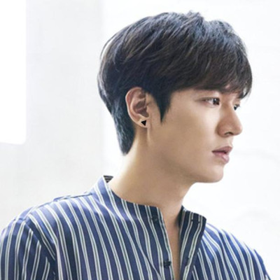 Bông tai nam châm tam giác 9mm BNC17 (Màu đen)