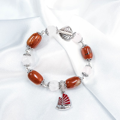 Vòng tay mệnh hỏa, thổ đá thạch anh hồng mix đá mả não + charm chiếc thuyền( hợp kim ) LAT.110