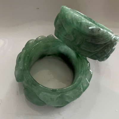 Nhẫn Rồng Nam Ni 20mm Cao 12mm Dầy 4mm Đá Cẩm Thạch Xanh Đều màu tự nhiên nhu đẹp sang tay ạ