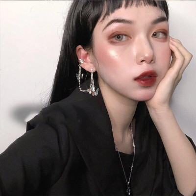 Khuyên tai cánh bướm 3D kẹp vành trên khí chất phong cách Hàn Quốc