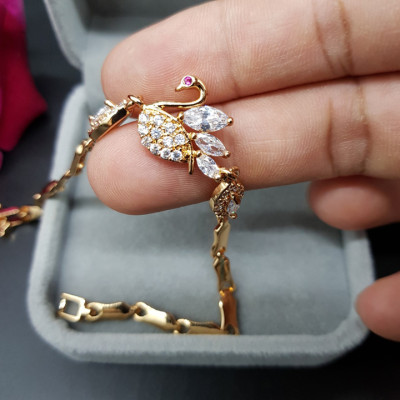 Lắc tay Nữ Thiên Nga đính hạt - Tặng vòng tay thủy tinh pha lê