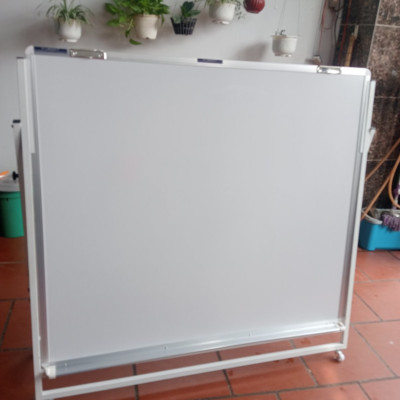 Bảng Flipchart chân gấp viết bút lông từ Laminate KT 120x120cm
