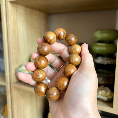 Vòng đeo tay gỗ Bách xanh - size 20li ViP - Đẳng cấp thượng lưu