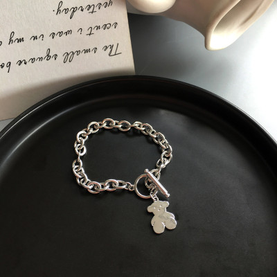 Vòng tay lắc tay gấu đẹp thời trang xu hướng unisex cá tính