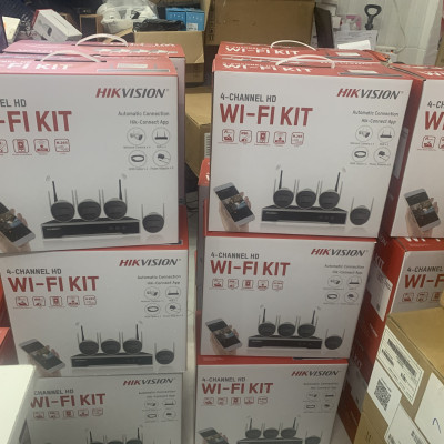 Bộ Kit camera Wifi HIKVISION NK42W0H(D) (4 CAMERA + 1 Đầu ghi  + 1 Ổ cứng 1.000 GB) - Hàng chính hãng