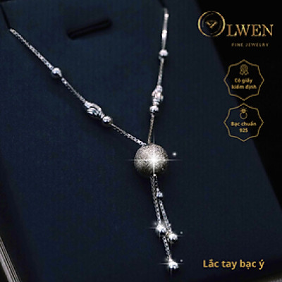 Lắc chân bạc Ý với thiết kế dạng chuỗi hạt độc đáo, kết hợp giữa các hạt bi bạc nhỏ và các hạt hình con thoi được chạm khắc tinh xảo, điểm nhấn chính là một quả cầu bạc lớn ở giữa - LM97