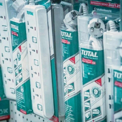 Ổ CẮM ĐIỆN 3 CHẤU TOTAL THES23042V - HÀNG CHÍNH HÃNG