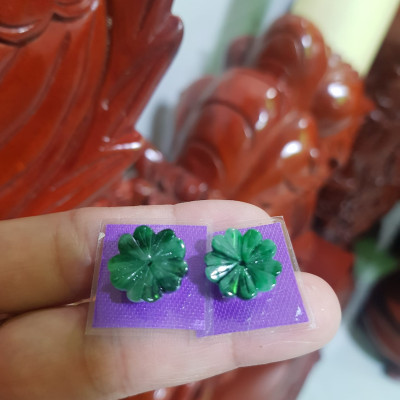 Đôi Bông Tai Bông Mai Trái Tim Size trung mới đẹp 14mm x 4mm Đá Ngọc cẩm thạch tự nhiên xanh đậm điểm sơn thủy bóng đẹp Nữ mệnh Thủy bọc vàng đeo rất đẹp sang ạ