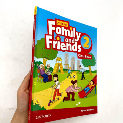 Family and Friends: Level 2: Class Book, Second Edition