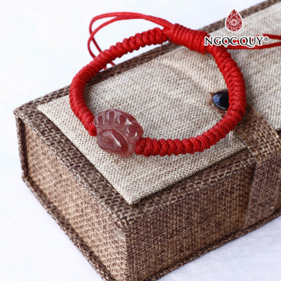 Vòng thắt dây đỏ chân mèo đá thạch anh dâu hợp mệnh hỏa, thổ - Ngọc Quý Gemstones