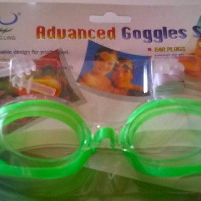 Kính bơi trẻ em và người lớn - Kính bảo vệ mắt khi đi bơi, đi tắm biển - Màu ngẫu nhiên- Hàng chính hãng