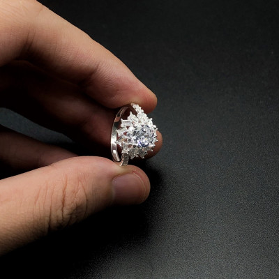 Nhẫn Nữ Đính Đá Chính Hãng Bạc Hiểu Minh NU502