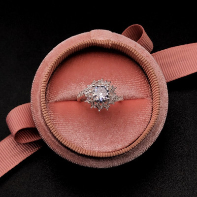 Nhẫn Nữ Đính Đá Chính Hãng Bạc Hiểu Minh NU502