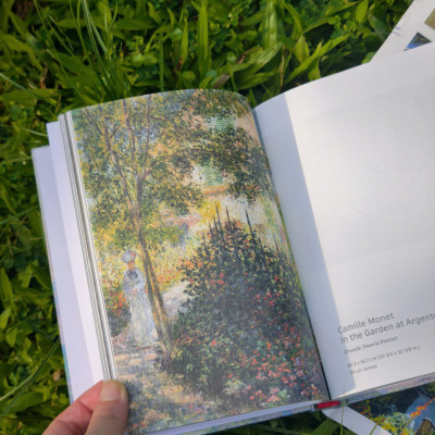 BỘ SƯU TẬP 100 TRANH MONET CỦA RIÊNG BẠN – SỔ TRANH ART MUSEUM - Claude Monet: Painting with light (Nho Xanh)