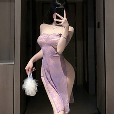 Đầm Ngủ Ren Lệch Tà Gợi Cảm Màu Tím Pastel – Thiết Kế Trễ Vai Hở Eo Quyến Rũ, Chất Ren Hoa Mềm Mại, Phong Cách Nữ Tính Ngọt Ngào, Sexy Nhẹ Nhàng, Freesize Phù Hợp Mọi Dáng Người C089