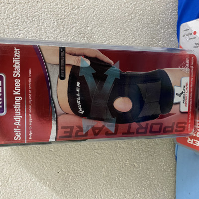 ￼BĂNG MUELLER CỐ ĐỊNH ĐẦU GỐI TỰ ĐIỀU CHỈNH 56427(free size )