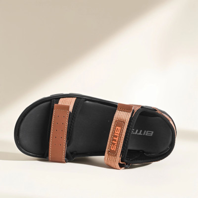 Sandal Biti