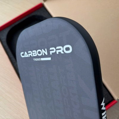 Vợt Pickleball Wi-ka Carbon Pro mầu đen T1000 - Khe hở kim cương tối đa trọng lượng, kiểm soát bóng tốt