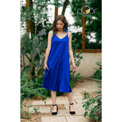 Váy Ngủ Lụa Hai Dây Suông Dáng Dài Cao Cấp Siêu Mát Cèdre Thương Hiệu nOor - NV557
