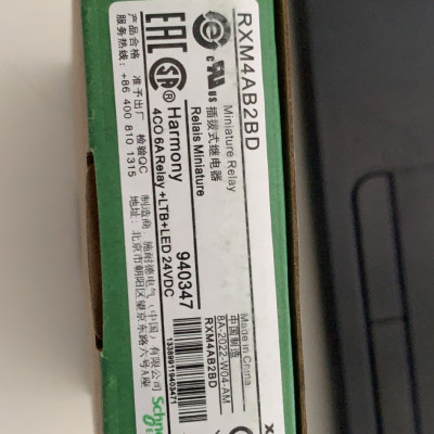 Rơ le RXM4AB2BD Schneider, coil 24Vdc, 14 chân, có LED, có phím test  | Hàng Chính hãng |