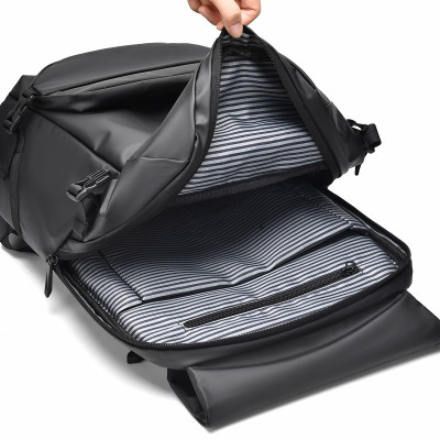 Balo laptop (15.6 inch) phong cách hiện đại - BEE GEE BLLT9099