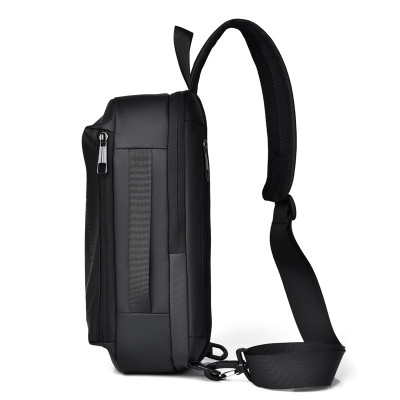 Túi đeo chéo nam cao cấp phong cách mới BEE GEE – DCN9324