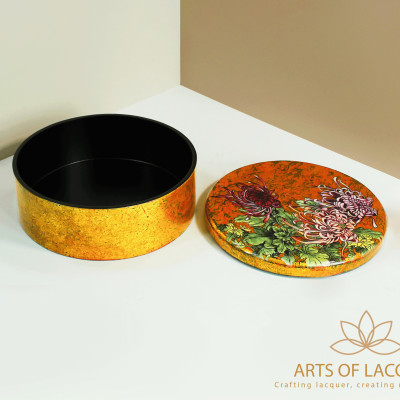 Hộp Tròn Sơn Mài Hoa Cúc Vàng