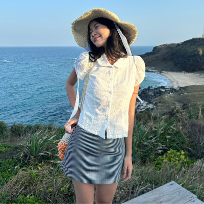 Áo sơ mi kiểu tay phồng dễ thương nữ tính thích hợp công sở Garnet Miều Est.2013