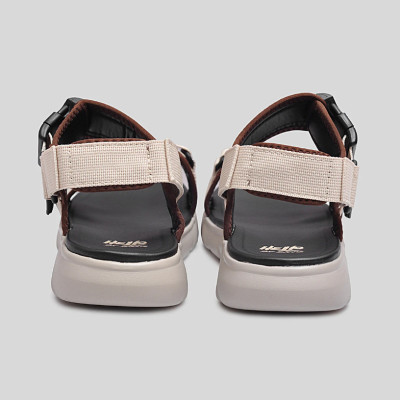 Sandal Biti