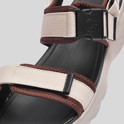 Sandal Biti