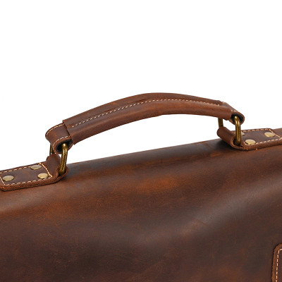 Túi đeo chéo nam DA BÒ THẬT cao cấp phong cách mới – BEE GEE DCN9379