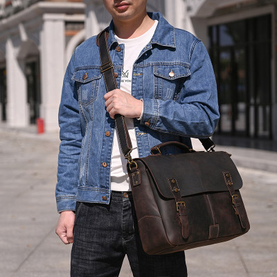 Túi đeo chéo nam DA BÒ THẬT cao cấp phong cách mới – BEE GEE DCN9379