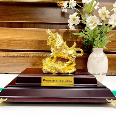 Tượng trâu phong thủy (14x17x22cm) MT Gold Art- Hàng chính hãng, trang trí nhà cửa, phòng làm việc, quà tặng sếp, đối tác, khách hàng, tân gia, khai trương 