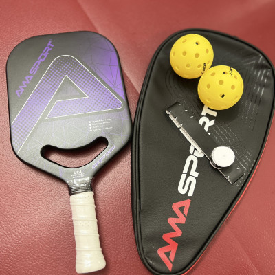 Bộ vợt pickleball AMA SPORT PP001 (gồm 1 vợt,2 bóng, cuốn cán,túi da) bề mặt sợi carbon dày 20mm cao cấp, diện tích mặt vợt rộng 198mm, trọng lượng 235g thích hợp cho người chơi tập luyện đến chuyên nghiệp