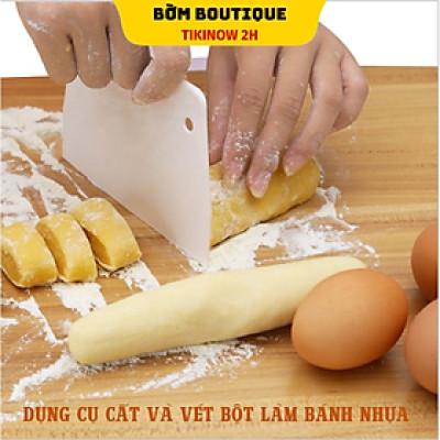 Dụng Cụ Cắt Và Vét Bột Làm Bánh Nhựa