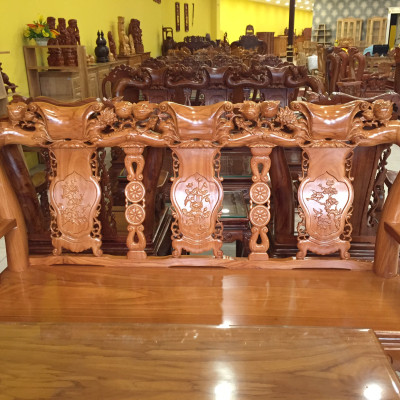 Bộ bàn ghế chạm đào tay rồng gỗ gõ đỏ tay 10