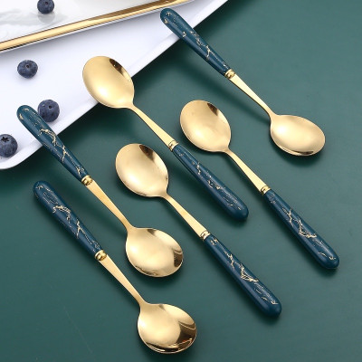 Hộp 5muỗng vân đá inox sang trọng , muỗng ăn decor , thiết kế tinh tế , kiểu dáng Tây Âu phù hợp dùng trong mọi hoàn cảnh trang trí bàn ăn rất đẹp và sang