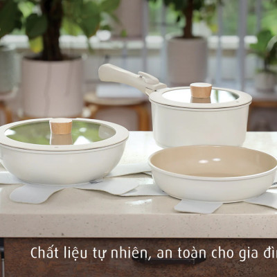 Bộ 3 nồi chảo cán rời Neoflam Hàn Quốc.Bao gồm, nồi 20cm, chảo chiên 24cm, chảo xào đa năng 26cm.