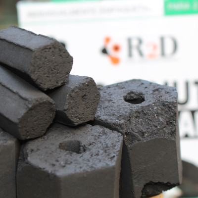 Than nướng không khói làm từ Gáo dừa chính hãng R2D hộp 2Kg an toàn cho người dùng