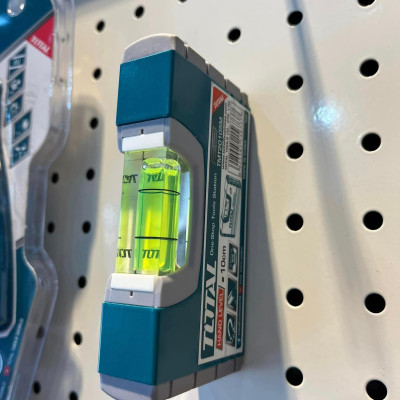 THƯỚC THỦY TỪ TÍNH 100MM TOTAL TMT20105M  - HÀNG CHÍNH HÃNG