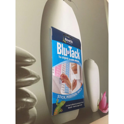 Đất Sét Dính BLU TACK Blutack 187052 của Bostik 75GR